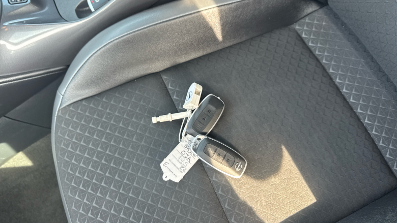 Nissan Juke 1.0 DiG-T 114 N-Connecta 5dr Petrol Hatchback